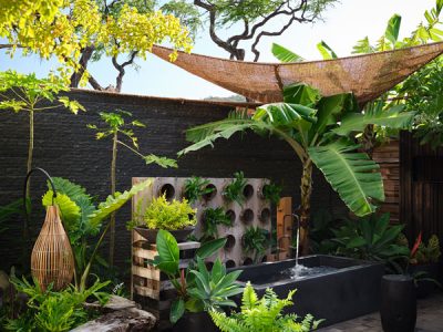 LowerRes_Maui_Leverone_WalkerWarner_035